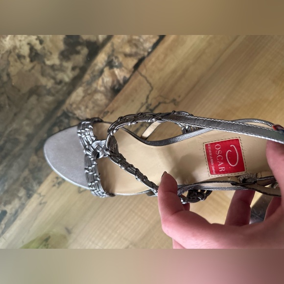 Authentic Oscar de la Renta Shoes - Picture 5 of 10